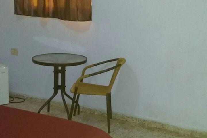 Room 15 of 40
