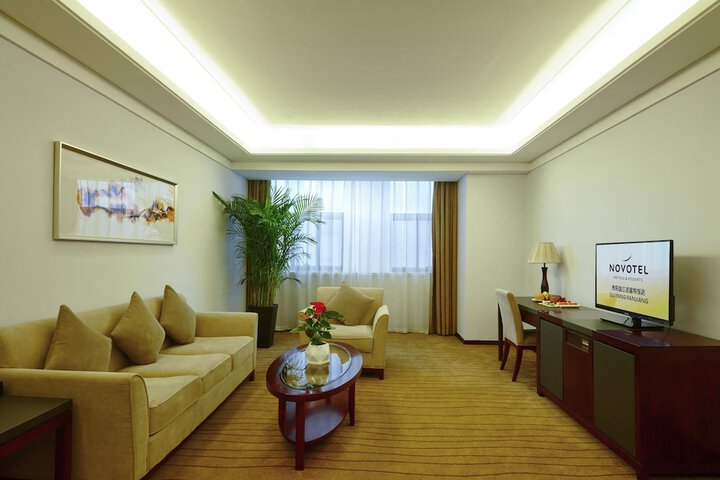 Room 20 of 72