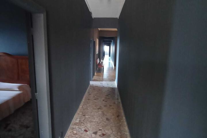 Ballroom/Hall 37 of 51