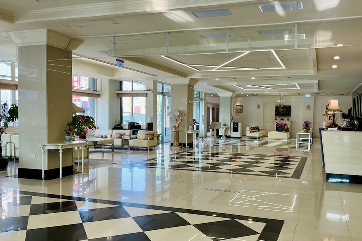 Reception hall