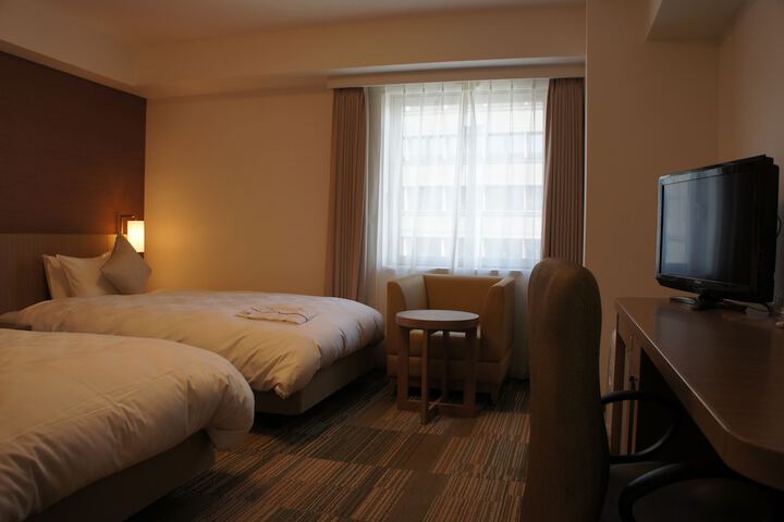 Room 13 of 53