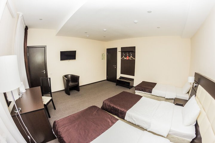 Room 27 of 50