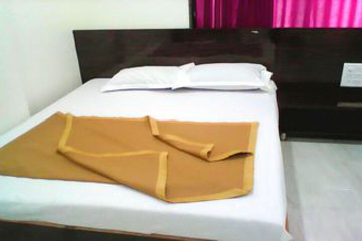 Room 3 of 22