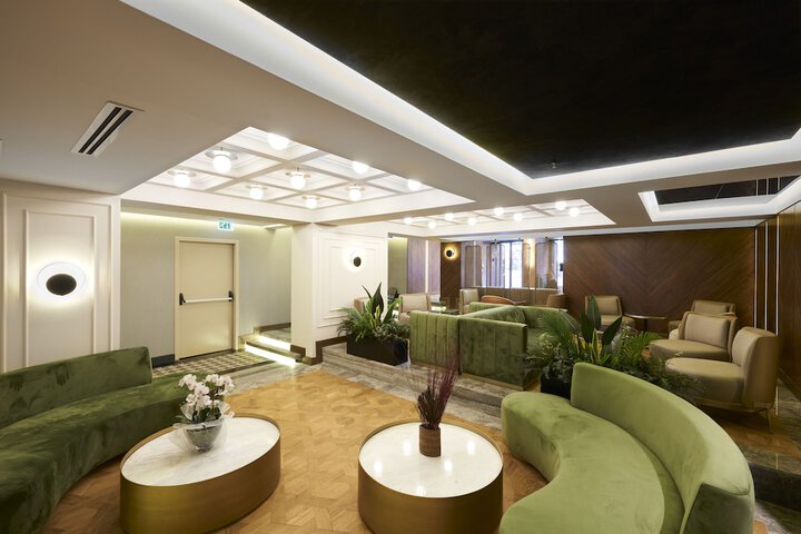 Hotel Interior 4 of 32