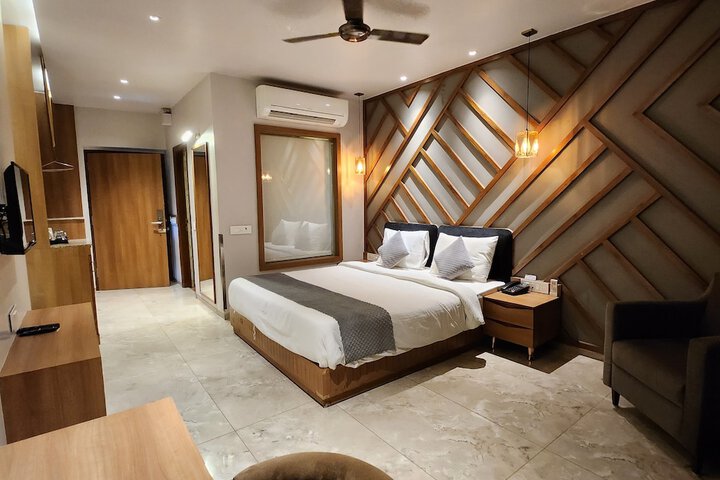 Room 17 of 68
