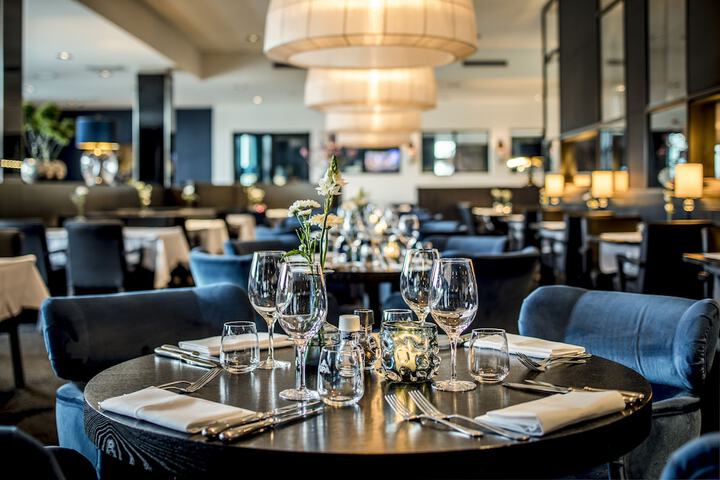 Dining Photos