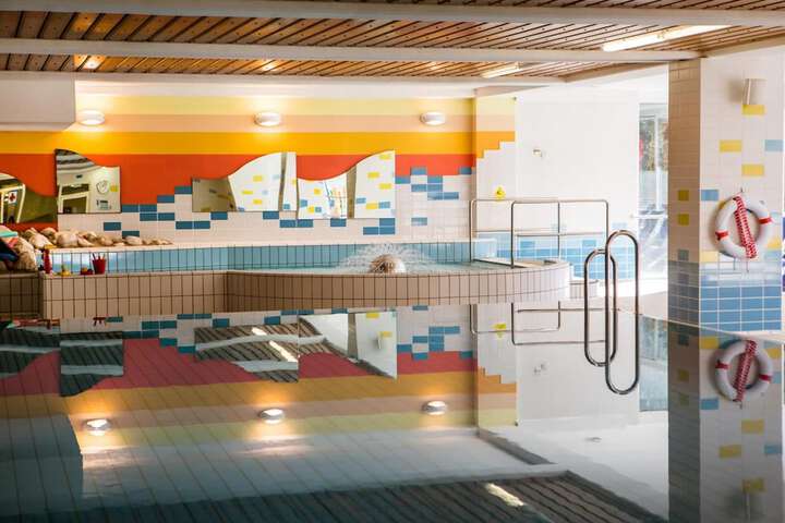 Hotel with Pool