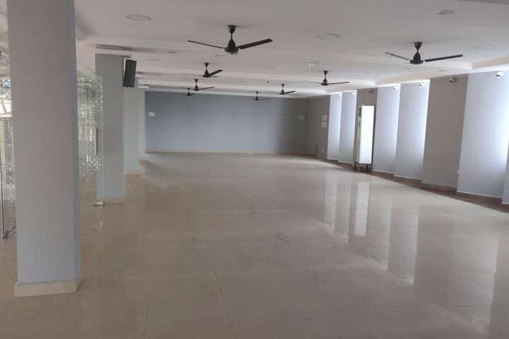 Ballroom/Hall 29 of 40