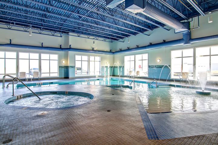 Hotel with Pool