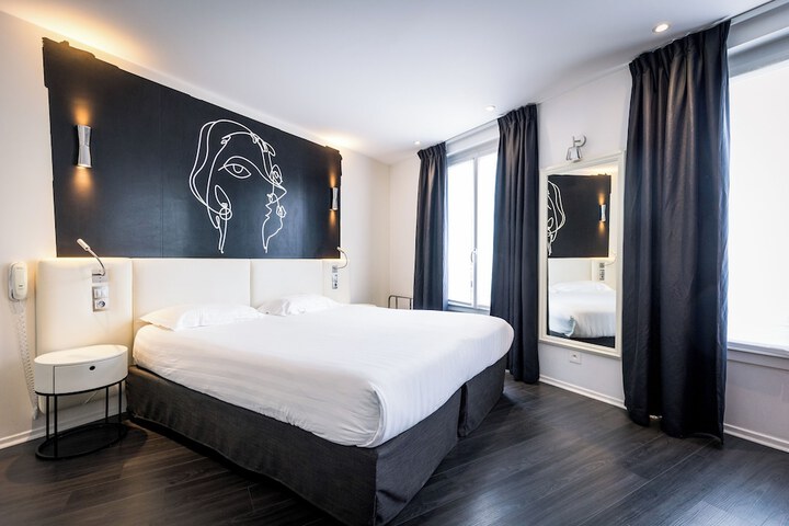 Room 45 of 109