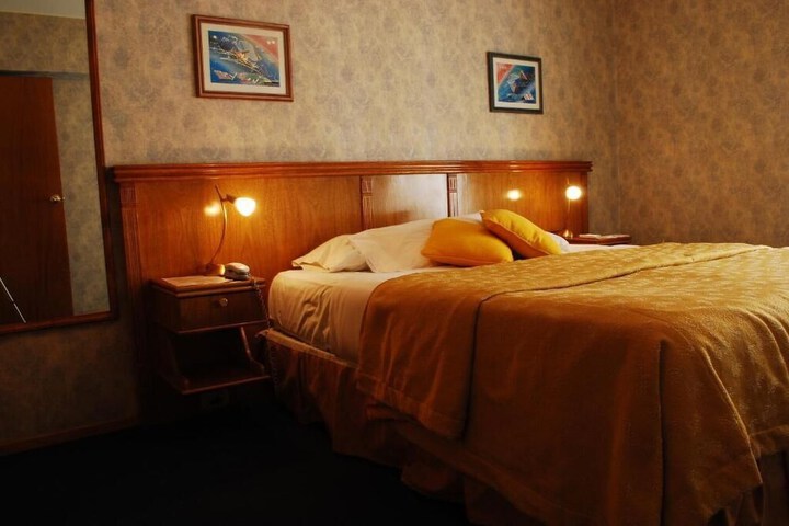 Room 12 of 47