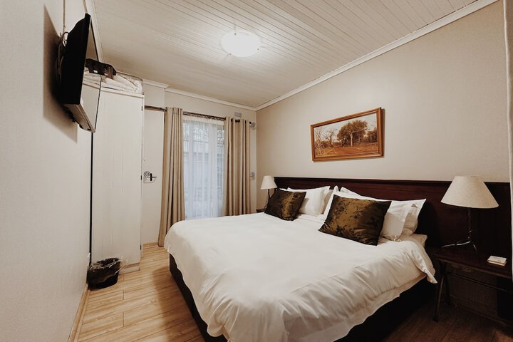 Room 16 of 39