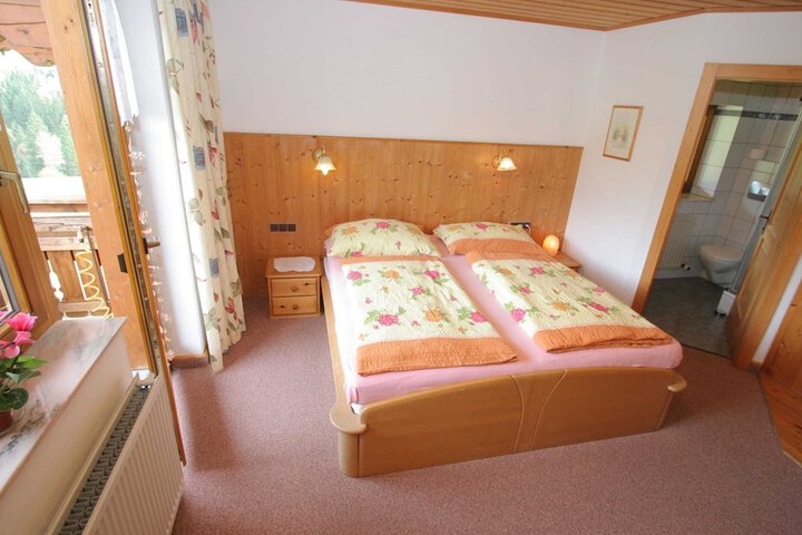 Room 6 of 23