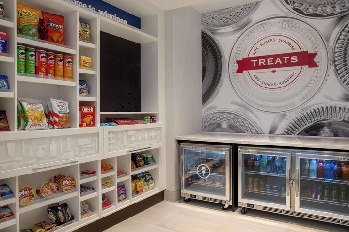 Snack bar