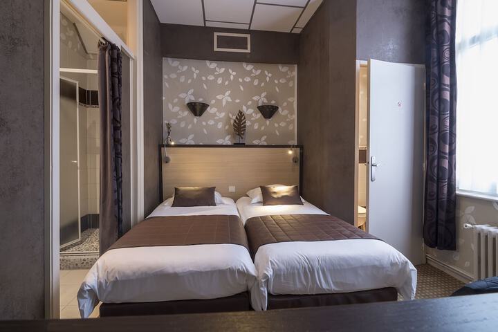 Room 25 of 70