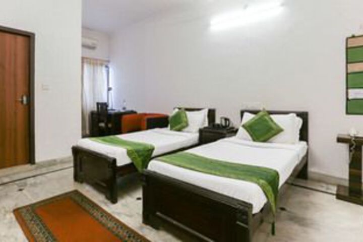 Room 40 of 50