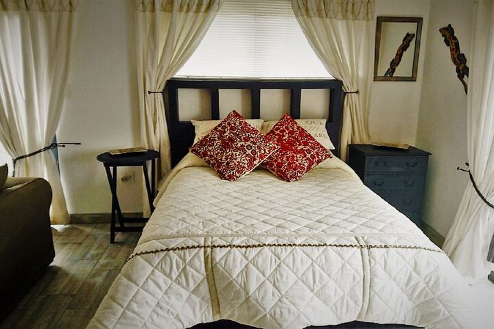 Room 8 of 35