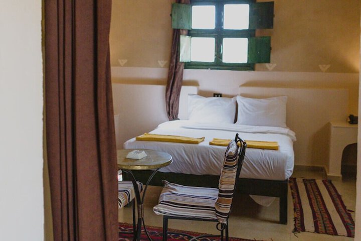 Room 17 of 48