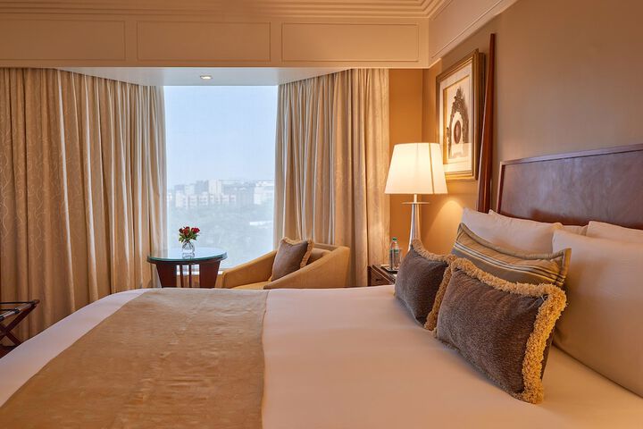 Room 42 of 87