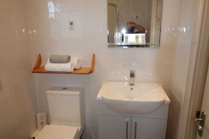 Room 19 of 28