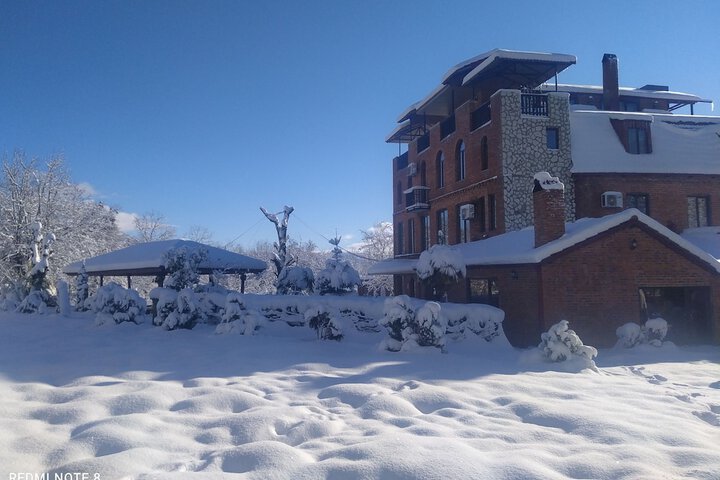 Hotel Exterior 43 of 46