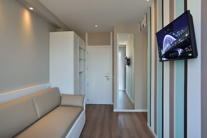 Room 14 of 56