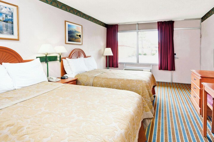 Room 20 of 53