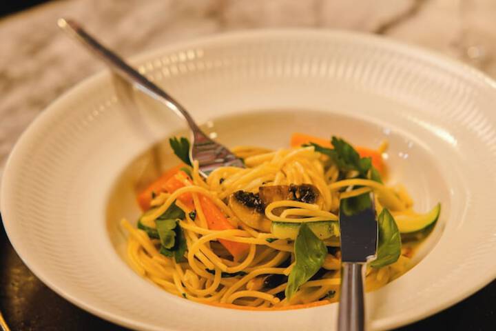 Dining 88 of 149