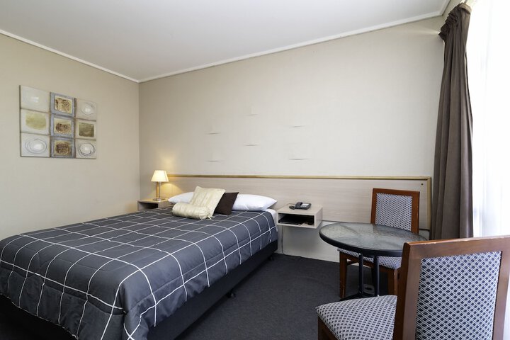 Room 20 of 48