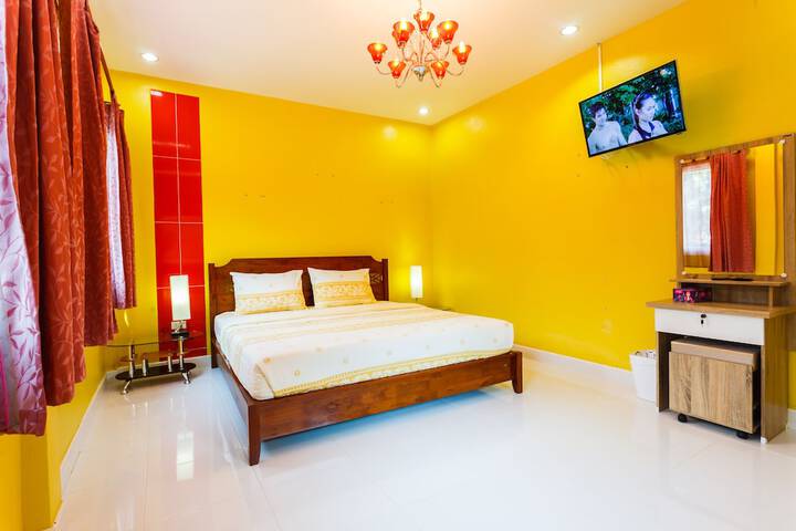 Room 10 of 20