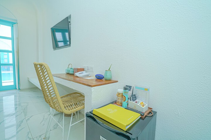 Room 27 of 88