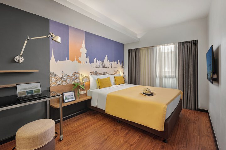 Room 10 of 50