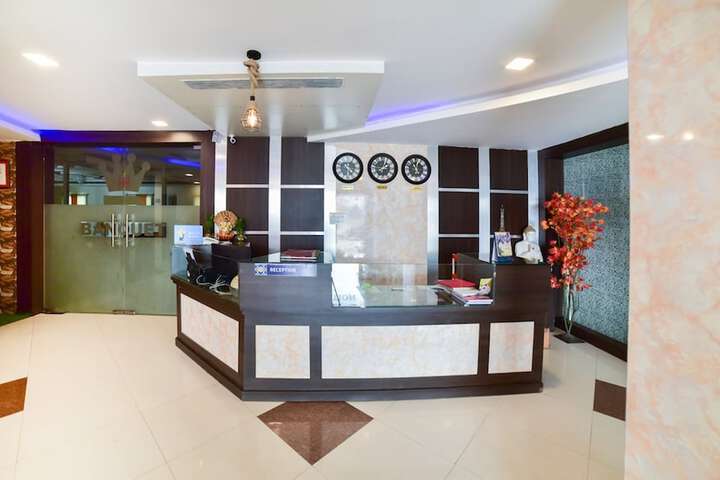 Hotel Interior 4 of 14
