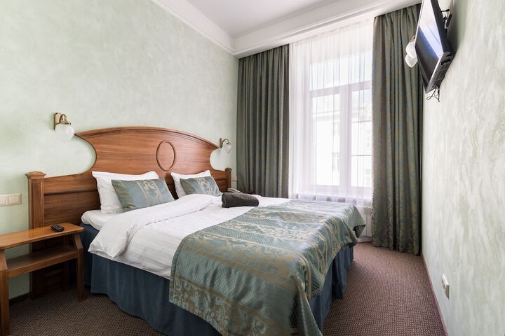 Room 12 of 75
