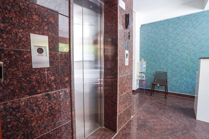 Hotel Interior 2 of 28