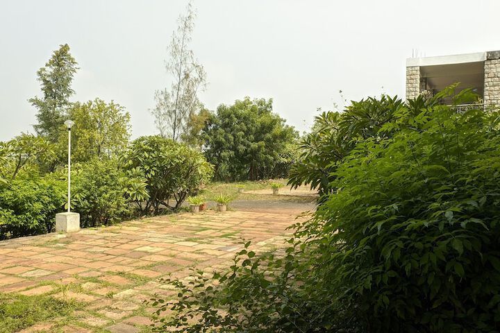 Hotel Exterior 56 of 67