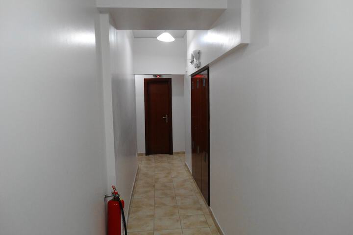 Ballroom/Hall 68 of 75