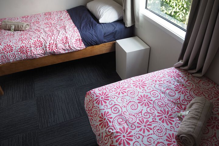 Room 25 of 42