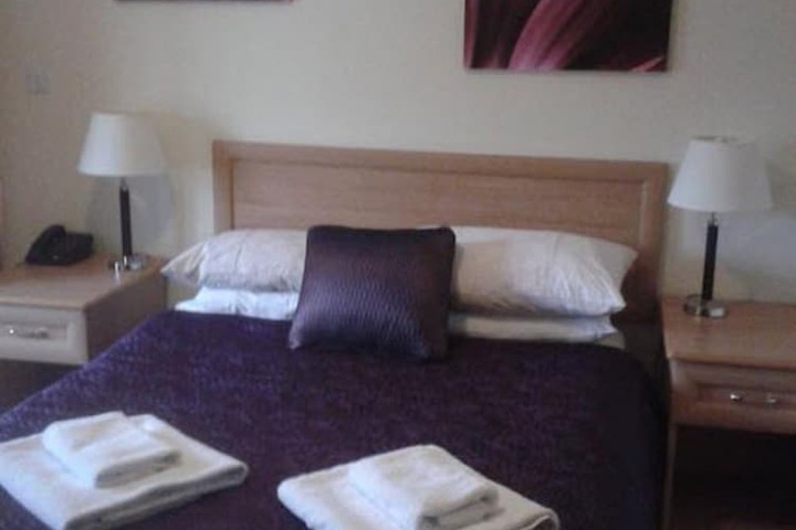 Room 3 of 11