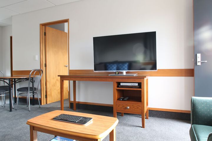Room 34 of 46