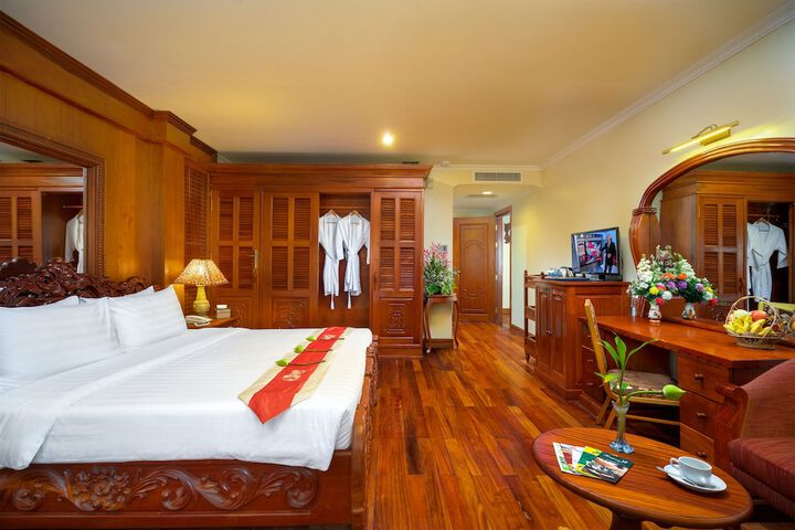 Room 7 of 55