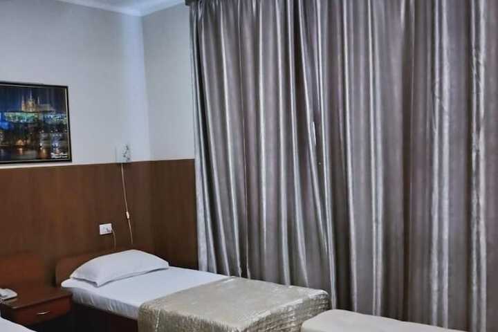 Room 41 of 62