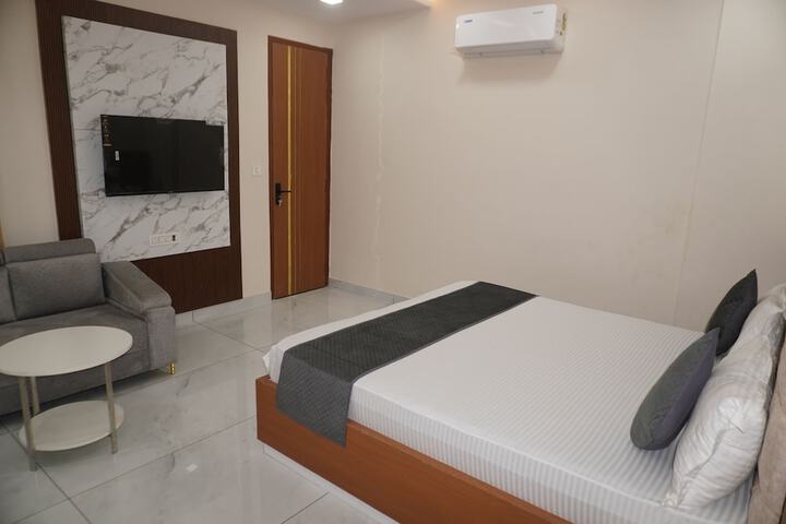 Room 21 of 47