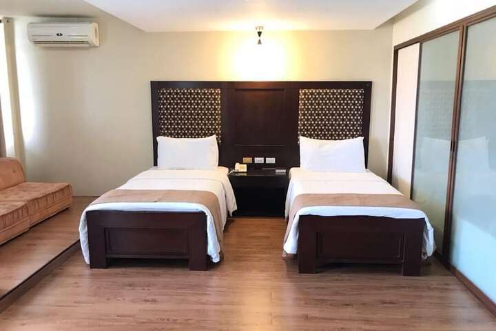 Room 19 of 51