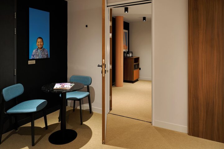 Room 63 of 137