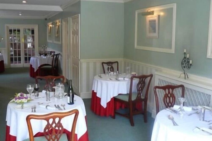 Dining Photos