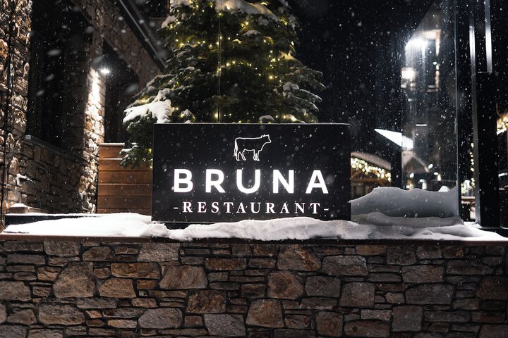 Dining 62 of 88