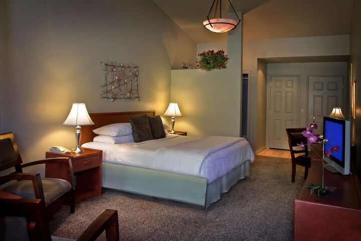 Room 9 of 165