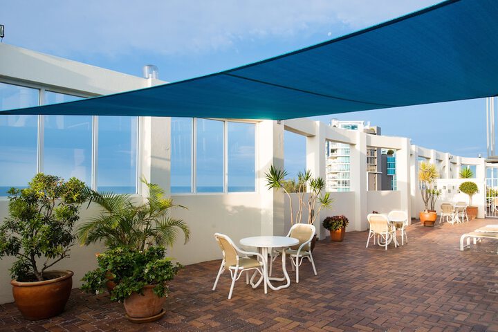 Sundeck 18 of 24
