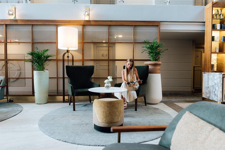 Hotel Interior 108 of 229